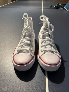 Epicstep White High-Top Canvas Sneakers with Red Trim